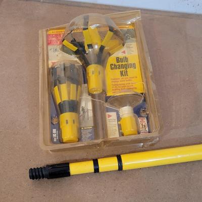 Bulbs with Changing Tool (WM-EL)