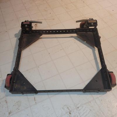 Universal Mobile Tool Base (WC-EL)