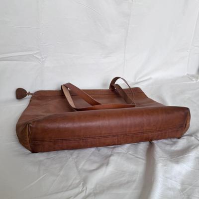 Cole Haan, Bree Taschen, and Bellemonde Tote Bags (PC-DZ)