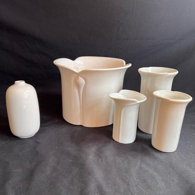 White Porcelain Vases - Hutschenreuther & More (P-RG)