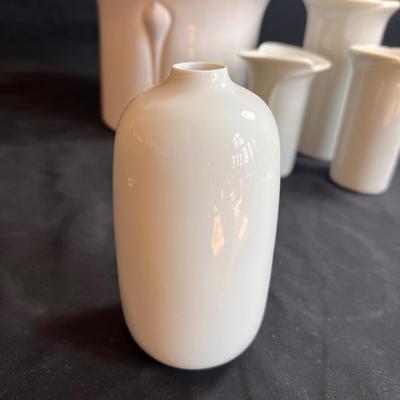 White Porcelain Vases - Hutschenreuther & More (P-RG)