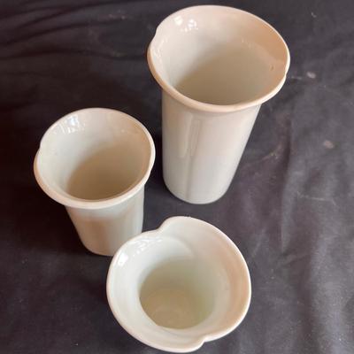 White Porcelain Vases - Hutschenreuther & More (P-RG)