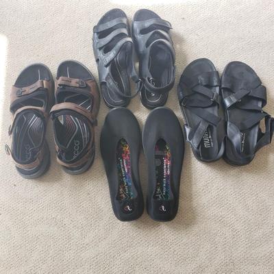 Echo, Munro and Arcopedico Sandals and Shoes, Ladies 9-10 (PC-KD)