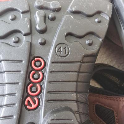 Echo, Munro and Arcopedico Sandals and Shoes, Ladies 9-10 (PC-KD)