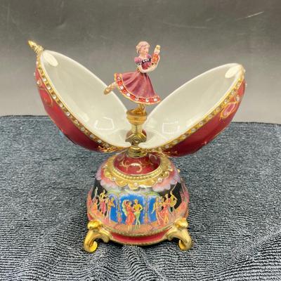 Clara And The Nutcracker Ballet Music Box Egg By Ardleigh Elliot