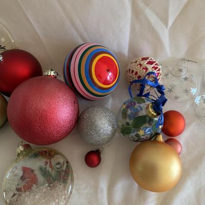Christmas Ornaments for Everyone! (GB-BM)