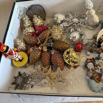Christmas Ornaments for Everyone! (GB-BM)