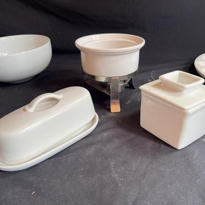Chantal & More White Ceramic Serving/Cooking Ware (K-RG)