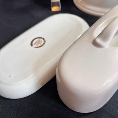 Chantal & More White Ceramic Serving/Cooking Ware (K-RG)