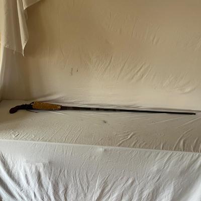 Antique Hmong Flintlock Rifle with Powder Horn & More (BS-MG)