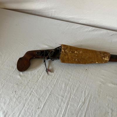 Antique Hmong Flintlock Rifle with Powder Horn & More (BS-MG)