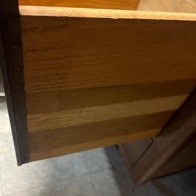 Five Dovetailed Drawer Wooden Desk (BS-MG)