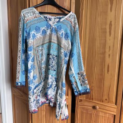 Collection of Johnny Was Women’s Blouses - Size XL (PC-DZ)