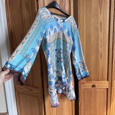 Collection of Johnny Was Women’s Blouses - Size XL (PC-DZ)