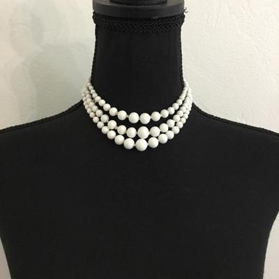 Vintage Milk glass bead necklace