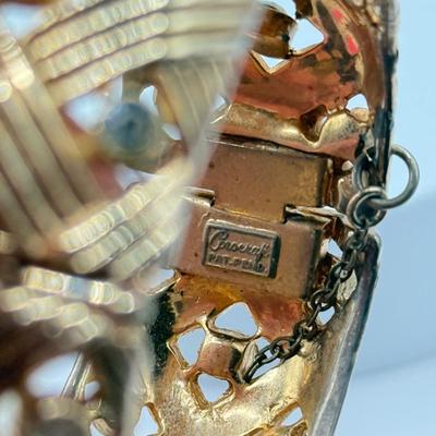 LOT 186J: Vintage Gold Tone Costume Jewelry: Trifari, Coro, Corocraft & More