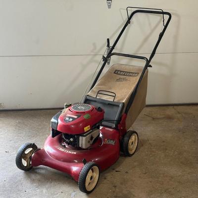 LOT 1G: Craftsman 6.5 HP Lawnmower model 917.388853