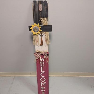 48 1/2" Tall Fall "Welcome" Sign