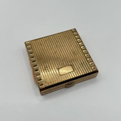 LOT 191J: Vintage Gold Tone Compacts