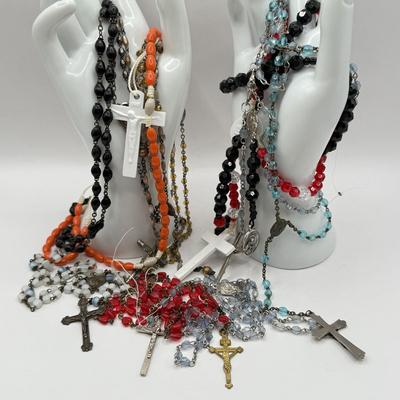 LOT 188J: Collection of Rosaries & Prayer Beads