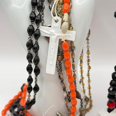 LOT 188J: Collection of Rosaries & Prayer Beads