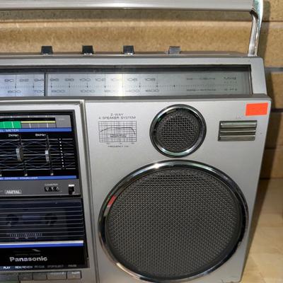 S20-large Panasonic radio with cassette player
