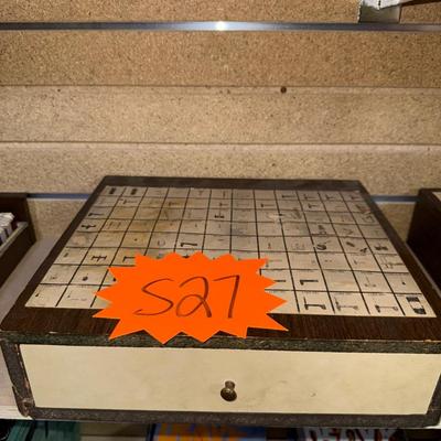 S27-drawer of player stylus’