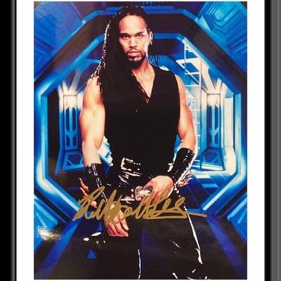 Andromeda 
Signed Photo Autographed by Keith Hamilton Cobb. 8X10 Inches