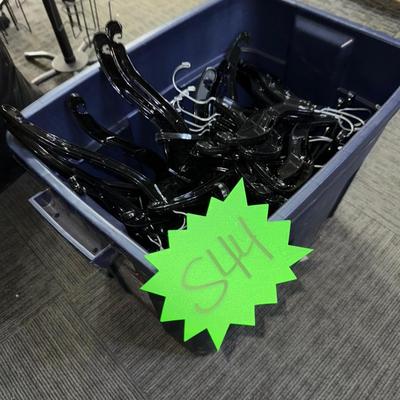 S44-tote of hangers