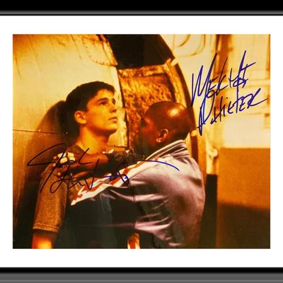 O signed movie photo autographed by Josh Hartnett and Mekhi Phifer. 8X10 Inches