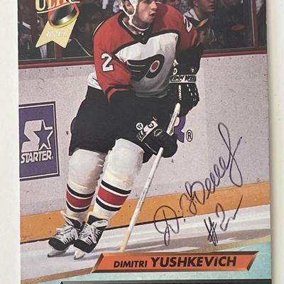 Philadelphia Flyers Dmitri Yushkevich 1992 Fleet #161 signed trading card 