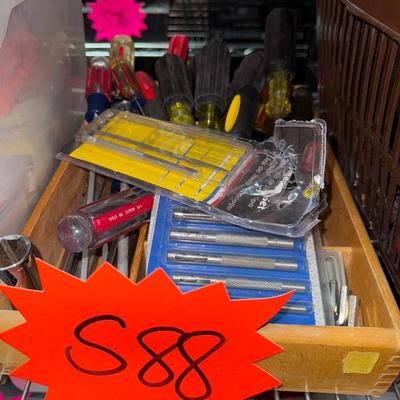 Sale Photo Thumbnail #890: S88- Misc Tools