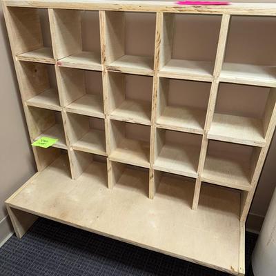 S95-wooden cubby shelf