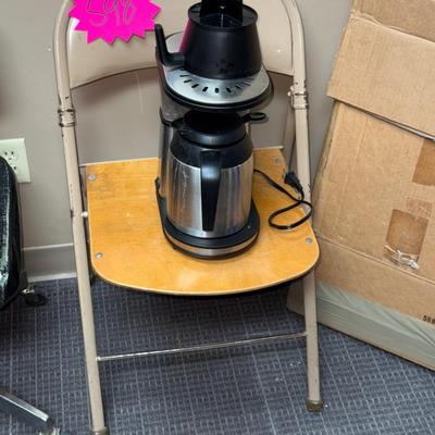 S98-folding chair plus coffee maker