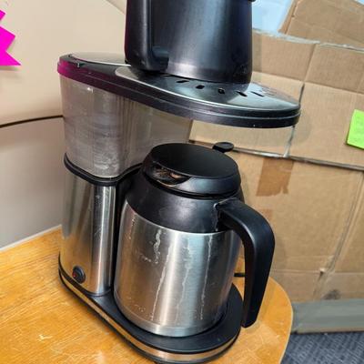 S98-folding chair plus coffee maker