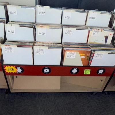 S106-wooden album display on wheels