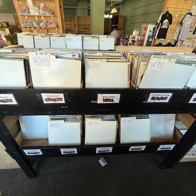 S121-large wooden album display