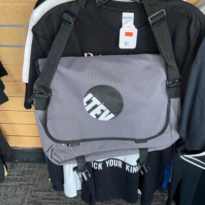 X243-Bag with XL tees