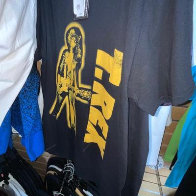 X236-backpack with T-shirts size medium, bonus tee!