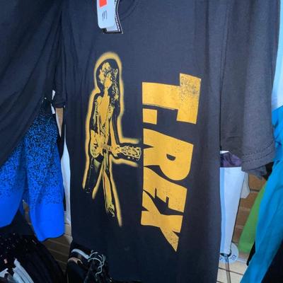X236-backpack with T-shirts size medium, bonus tee!
