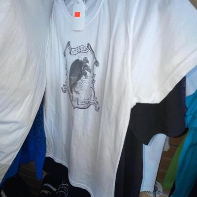 X236-backpack with T-shirts size medium, bonus tee!