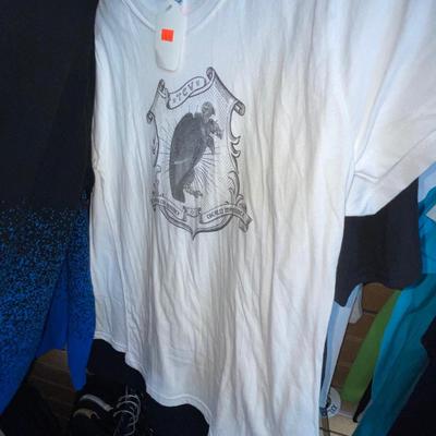 X236-backpack with T-shirts size medium, bonus tee!