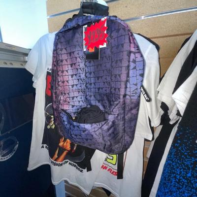 X235-backpack with T-shirts (M) and Bonus T
