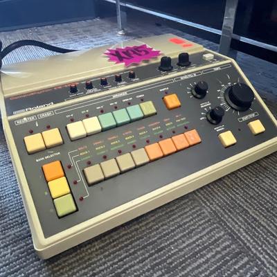 X195-Roland CR5000