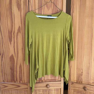 Lisa Bayne and Ozai N Kū Clothing - Women’s Size L-2XL (PC-DZ)