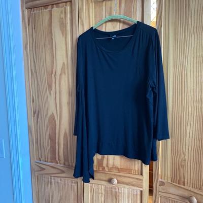 Lisa Bayne and Ozai N Kū Clothing - Women’s Size L-2XL (PC-DZ)