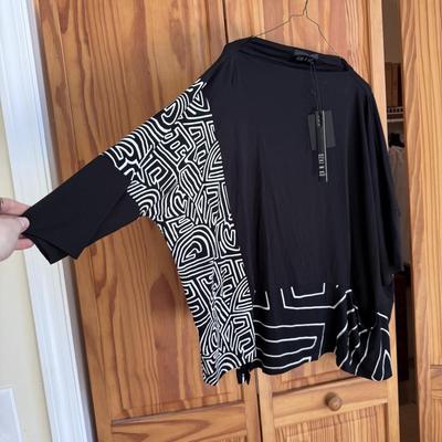 Lisa Bayne and Ozai N Kū Clothing - Women’s Size L-2XL (PC-DZ)