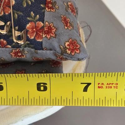 Weighted Pin Cushion with Bag