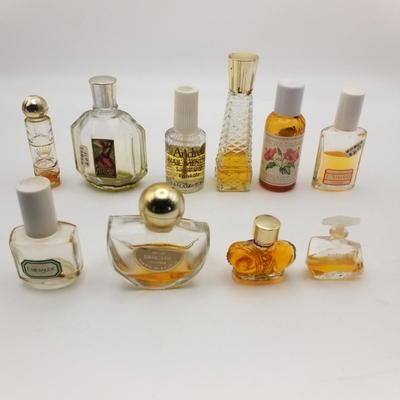 Lot of 19 Vintage Beauty Items, Perfume Bottles, Silverplate Tray: Avon Coty Giorgio Beverly Hills Metropolis Xia Xi'ang Oscar de la...