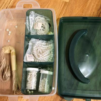 Snapware Container with Faux Pearl Beads